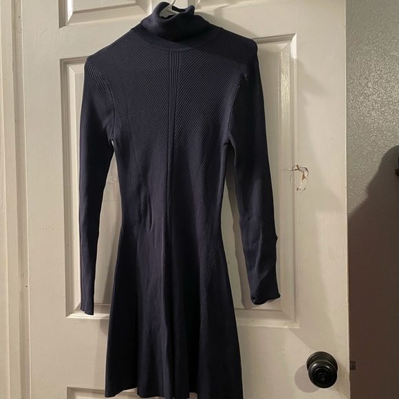 Zara dress - Picture 1 of 3